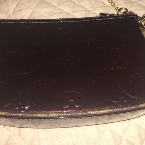 Louis Vuitton Vernis Mini Pochette Amarante Patent Leather Bag Brand New - Picture 3 of 14
